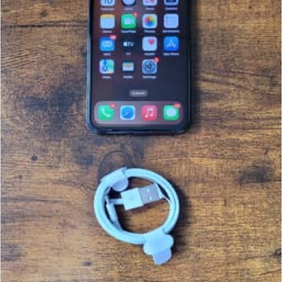 Apple iPhone XS 64GB unlocked